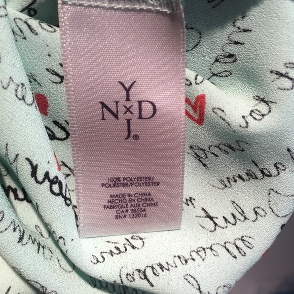 NYDJ, Parisian themed blouse, 2X, light green - Picture 15 of 16